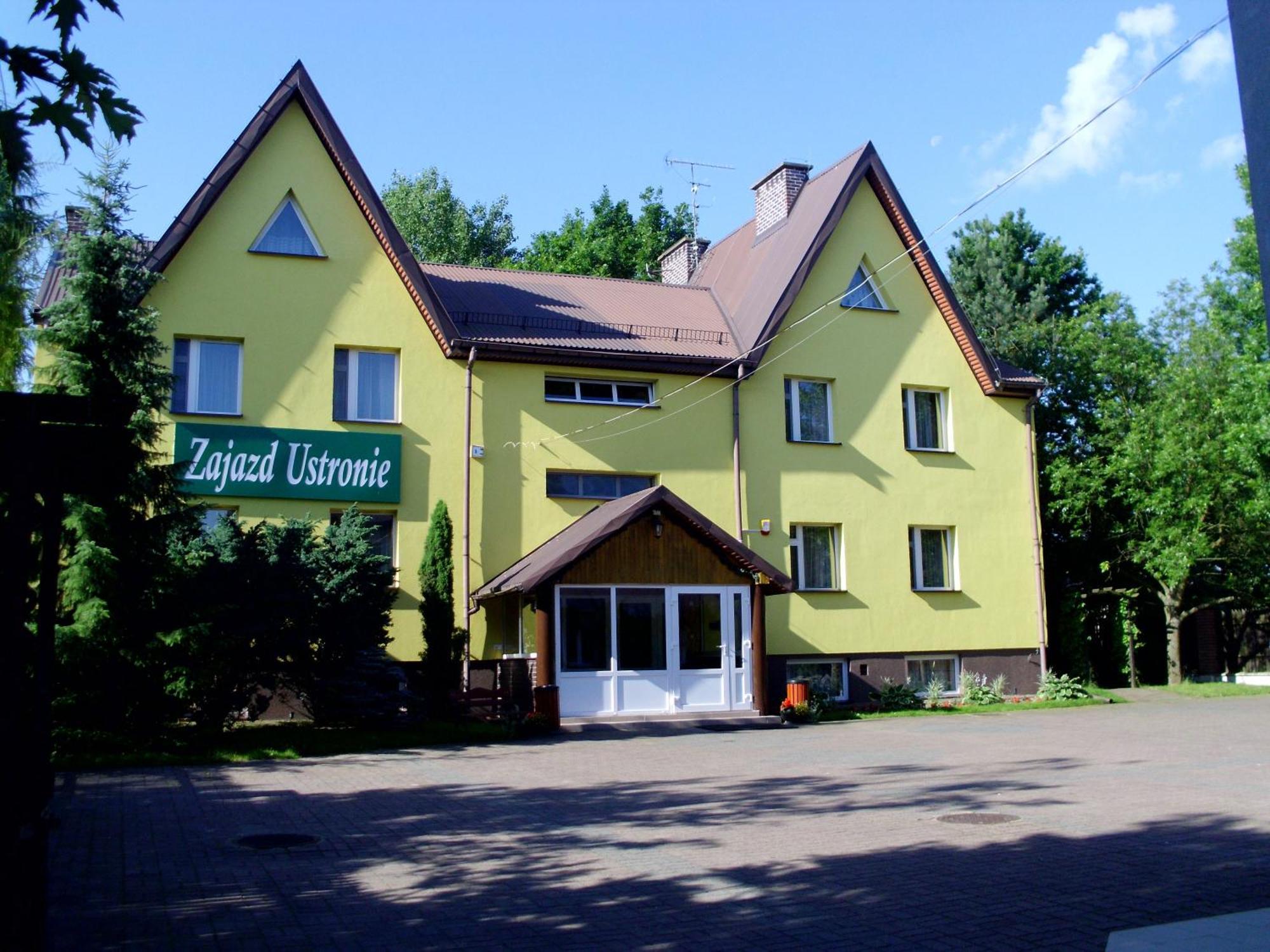 Zajazd Ustronie Piaseczno  Exteriör bild
