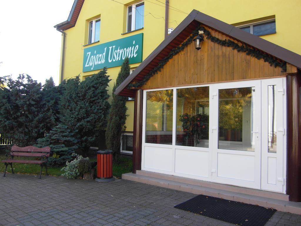 Zajazd Ustronie Piaseczno  Exteriör bild